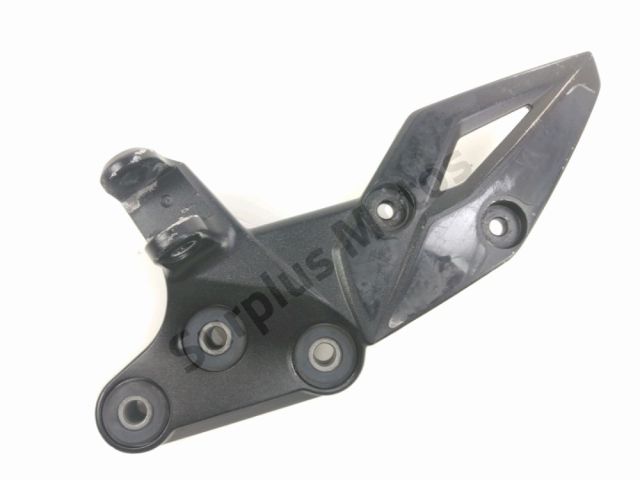 Platine avant droite occasion SUZUKI GSXS 750 2020