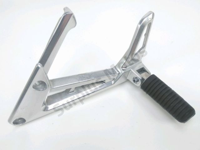 Platine et repose pieds arriere gauche occasion YAMAHA FZS 1000 FAZER 2005