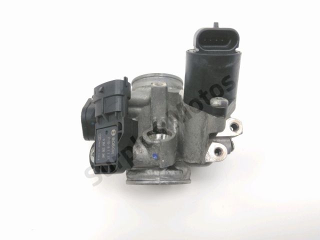 Corps d'injection droit occasion KTM RC 125 2018