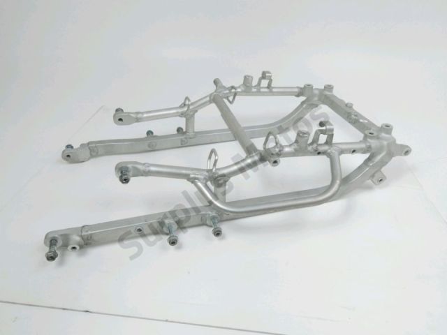 Boucle cadre arriere occasion SUZUKI GSXR 1300 HAYABUSA 1999