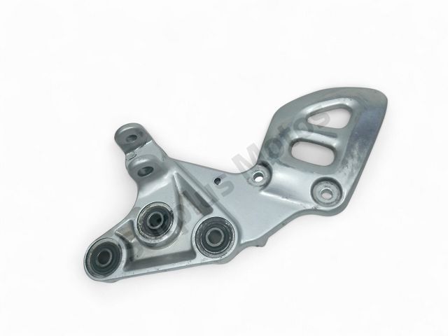 Platine avant droite occasion SUZUKI GSXR 1300 HAYABUSA 1999