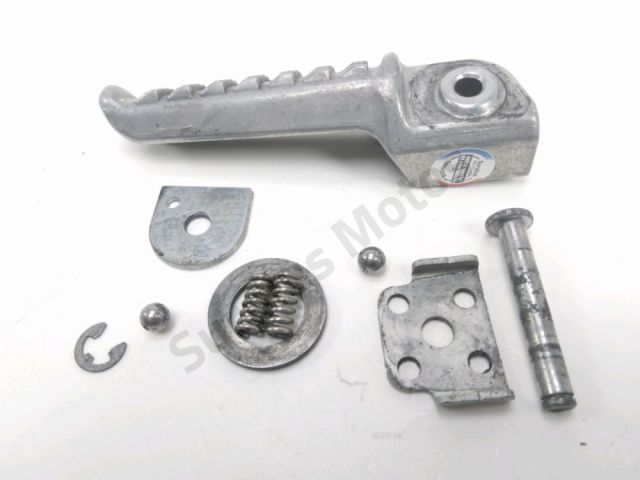 Repose pieds arriere droit occasion KAWASAKI ER-6F 2006