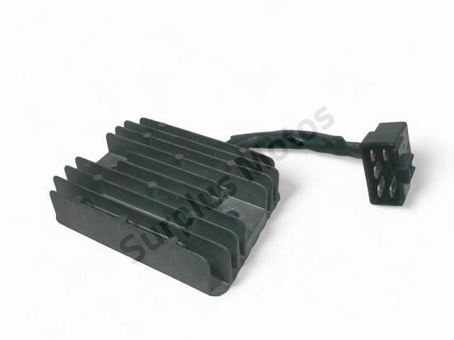 Regulateur de tension occasion SUZUKI GSXR 750 2004