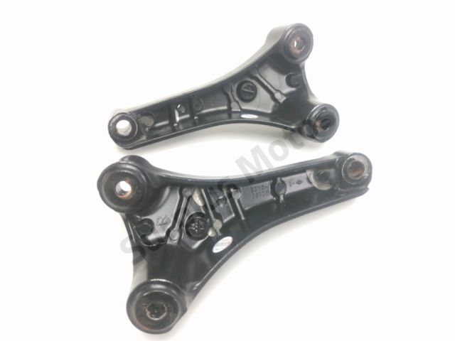 Support moteur occasion KAWASAKI GTR 1400 2010