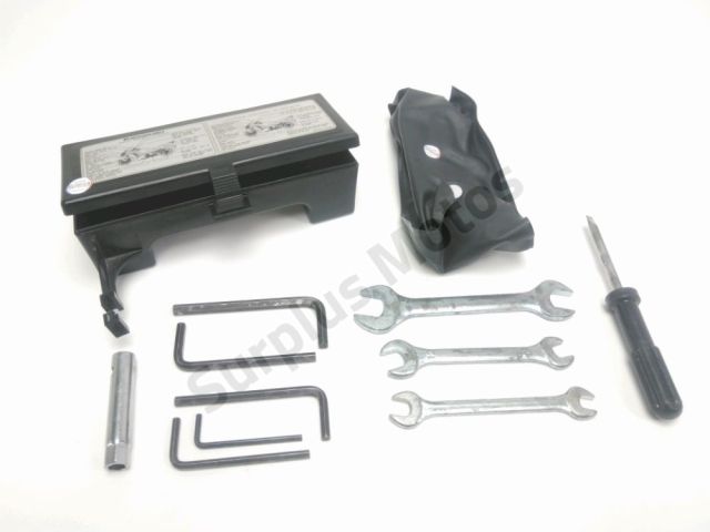 Trousse outil occasion KAWASAKI GTR 1400 2010