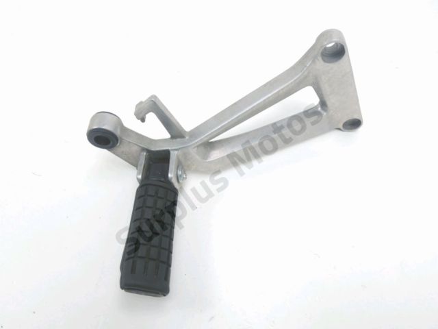 Platine et repose pieds arriere droit occasion HONDA CBR-R 125 2008