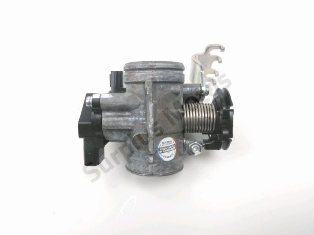 Corps d'injection droit occasion SUZUKI GSX-R 125 2020
