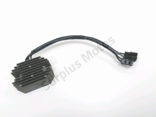 Regulateur de tension occasion SUZUKI GS 500 2001