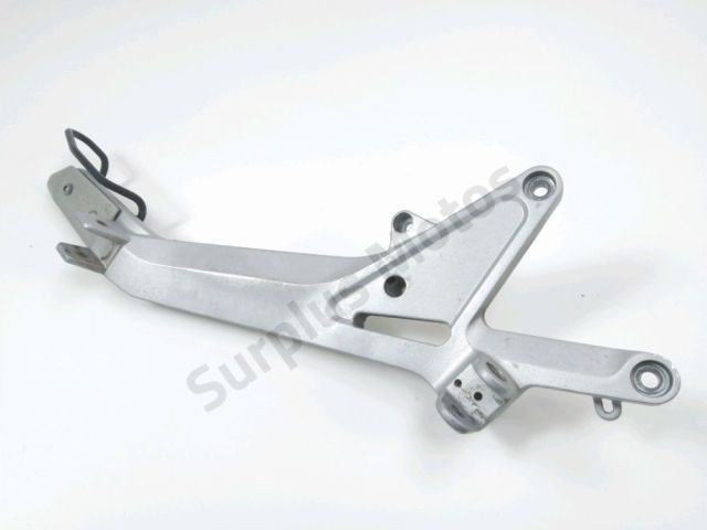 Platine avant droite occasion HONDA CB 900 HORNET 2003