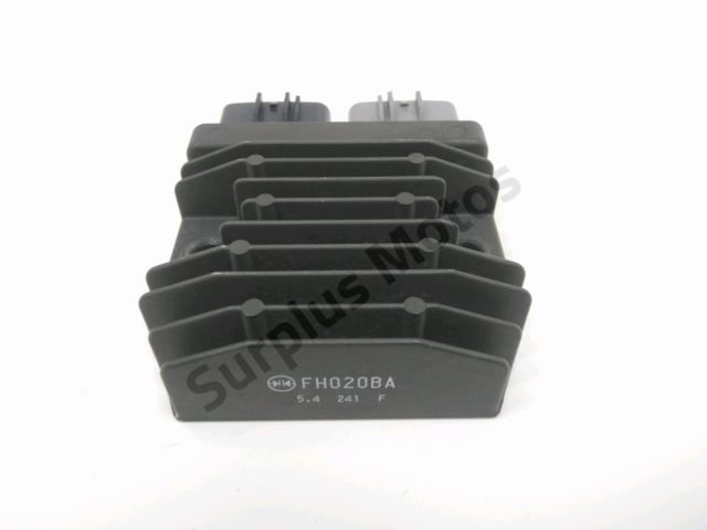 Regulateur de tension occasion SUZUKI GSX-S 1000 2015