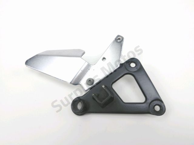 Platine avant droite occasion SUZUKI GS 500 2005