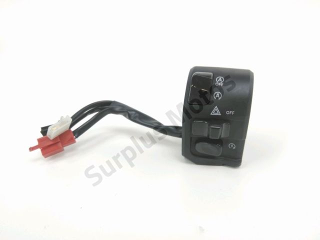 Commodo droit occasion YAMAHA GPD NMAX 2024