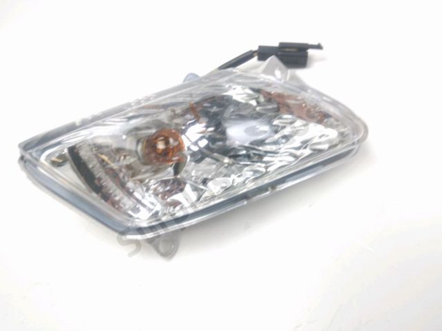 Clignotant avant g occasion YAMAHA YP 250 X-MAX 2010