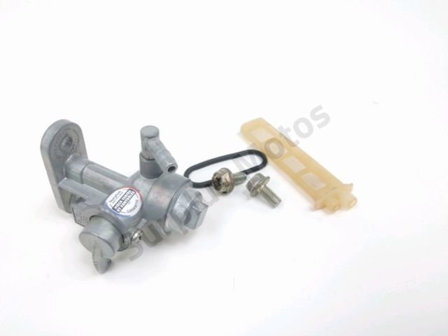 Robinet essence occasion SUZUKI GN 125 2001