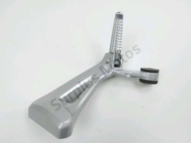 Platine et repose pieds arriere droit occasion SUZUKI SV 650 2002