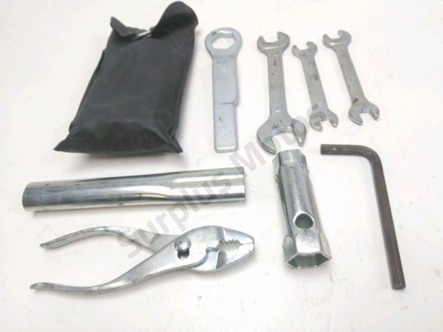 Trousse outil occasion YAMAHA XV 125 VIRAGO 1997