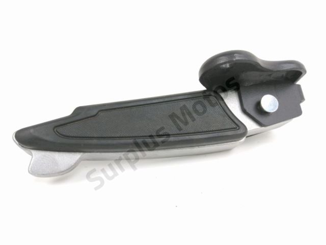 Platine et repose pieds arriere droit occasion PEUGEOT DJANGO 2023