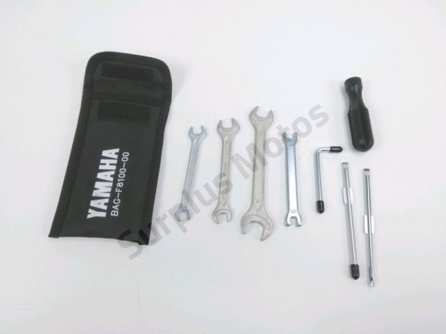 Trousse outil occasion YAMAHA XTZ 700 TENERE 2024