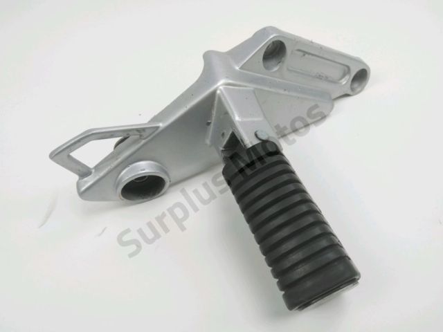 Platine et repose pieds arriere gauche occasion DAELIM VT 2002