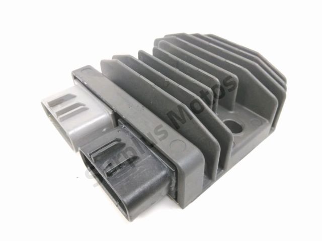 Regulateur de tension occasion TRIUMPH STREET TRIPLE 2022