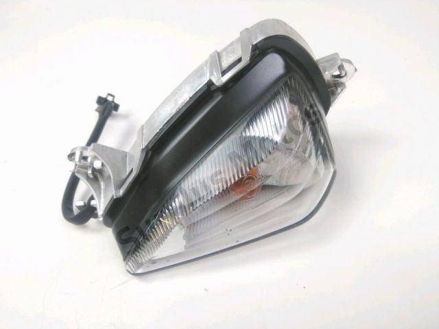 Clignotant avant g occasion SUZUKI BURGMAN STREET 125 EX AVENIS 2023