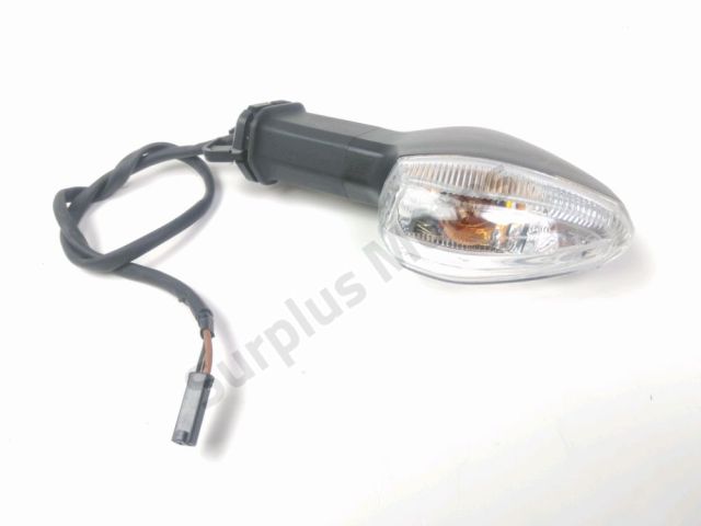 Clignotant arriere d occasion SUZUKI BURGMAN STREET 125 EX AVENIS 2023