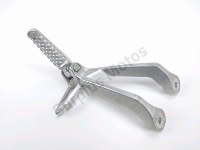 Platine et repose pieds arriere gauche occasion HONDA CB 125 R 2022