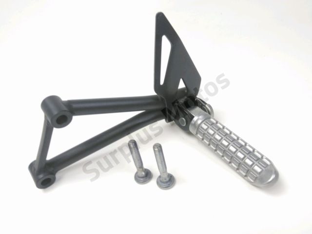 Platine et repose pieds arriere gauche occasion KAWASAKI Z 125 2019