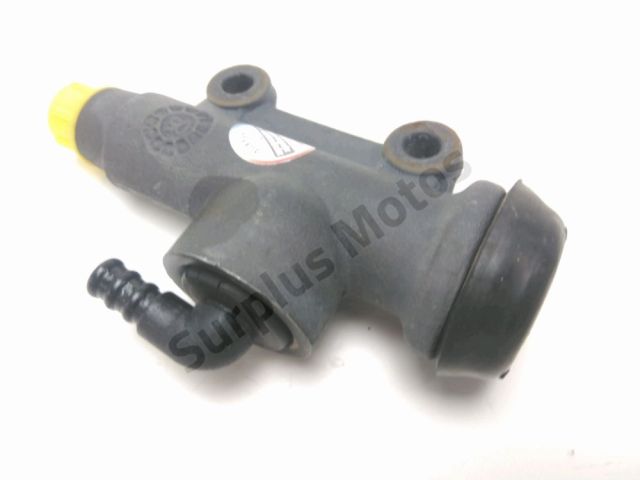 Maitre cylindre frein ar complet occasion APRILIA PEGASO 2005