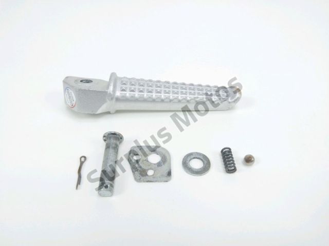 Repose pieds arriere droit occasion DAELIM ROADSPORT 125 2011