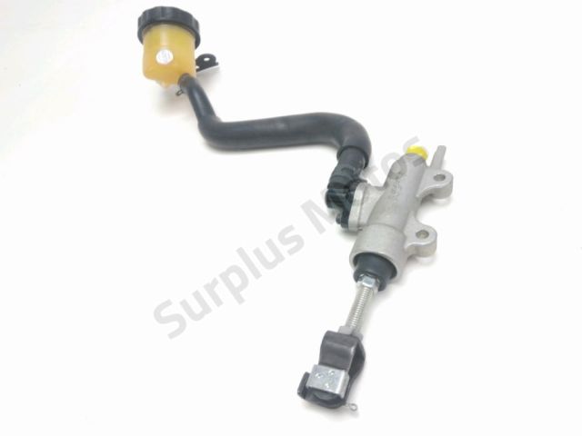 Maitre cylindre frein ar complet occasion HONDA VFR 800 2007