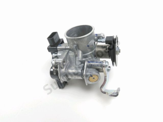 Corps d'injection droit occasion SUZUKI GSX-S 125 2024