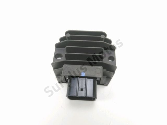 Regulateur de tension occasion SUZUKI GSX-S 125 2024
