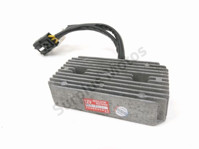 Regulateur de tension occasion SYM MAXSYM 2014