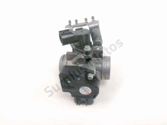 Corps d'injection droit occasion YAMAHA YBR 125 2014