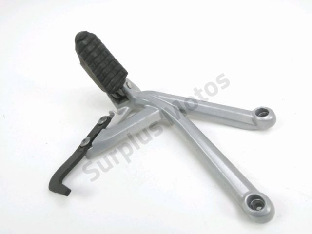 Platine et repose pieds arriere gauche occasion TRIUMPH TIGER 2014