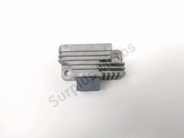 Regulateur de tension occasion YAMAHA DTR 50 1995