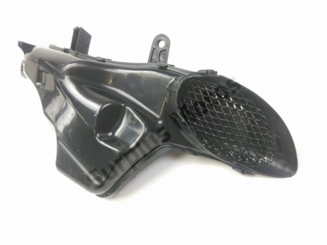 Conduit air droit occasion SUZUKI GSXR 1340 HAYABUSA 2010