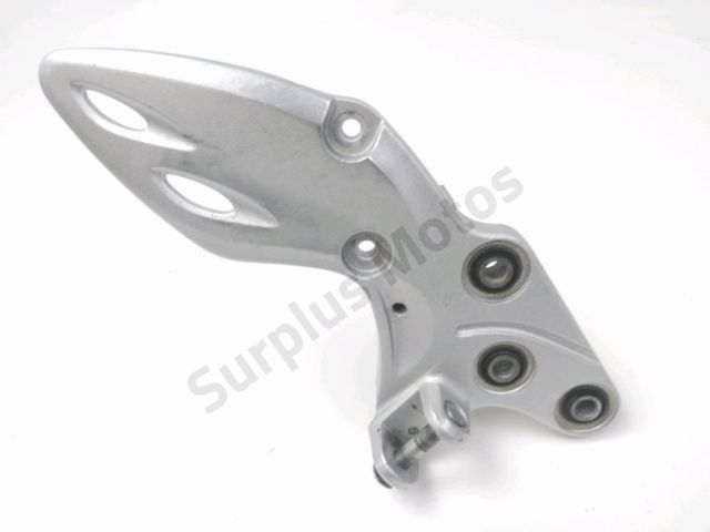 Platine avant droite occasion SUZUKI GSXR 1340 HAYABUSA 2010