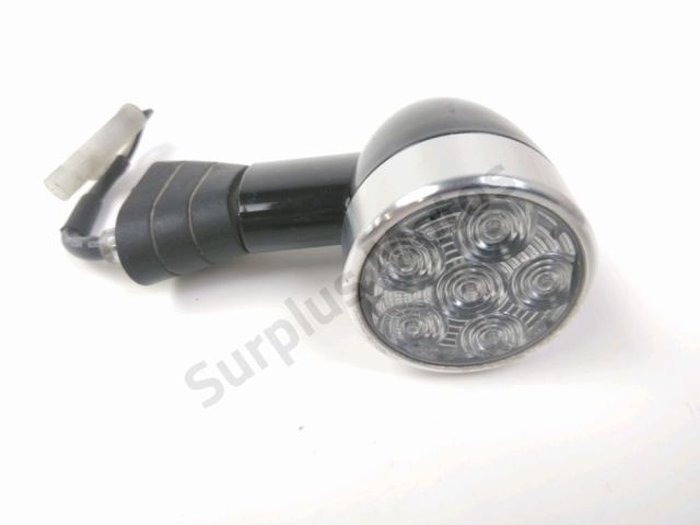 Clignotant arriere d occasion TRIUMPH THRUXTON 2018