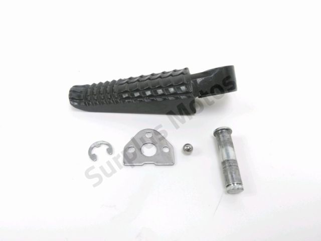 Repose pieds arriere gauche occasion SUZUKI GSXR 1000 2017