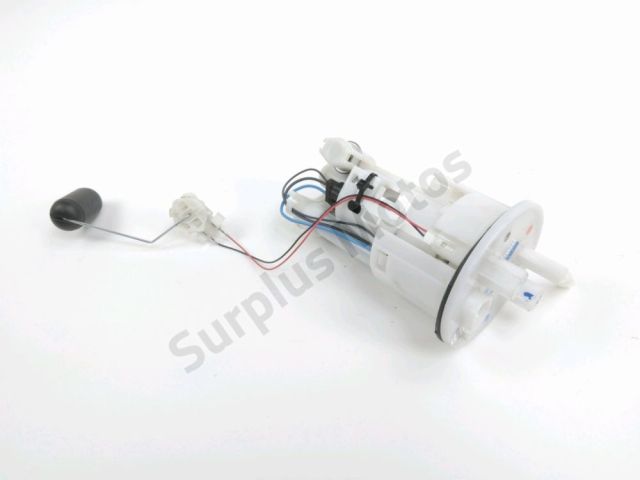 Pompe a essence occasion TRIUMPH TRIDENT 2021