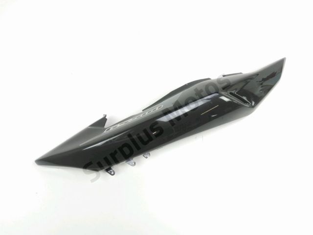 Carenage arriere droit occasion SUZUKI GS 500 2004