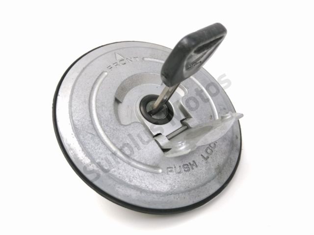 Bouchon de reservoir occasion HONDA CB 600 HORNET 2000