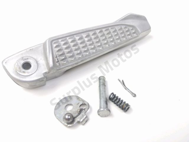 Repose pieds arriere droit occasion HONDA NSS 125 FORZA 2020