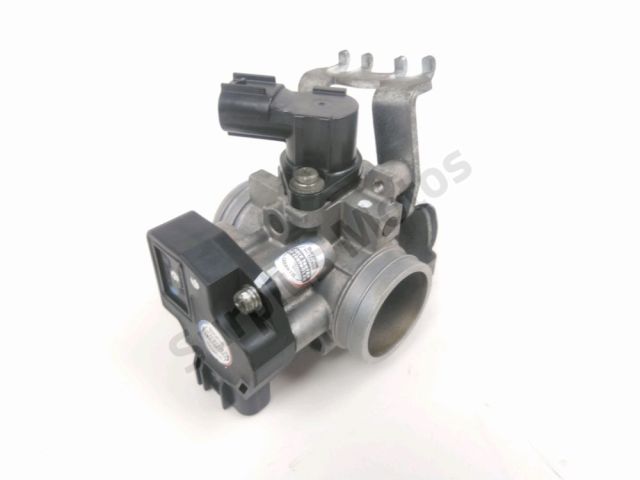 Corps d'injection droit occasion YAMAHA YBR 125 2010