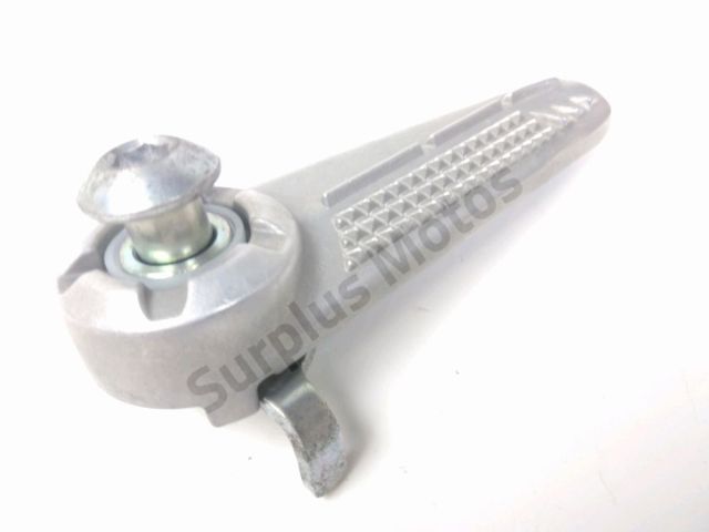 Repose pieds arriere droit occasion YAMAHA HW 125 XENTER 2012