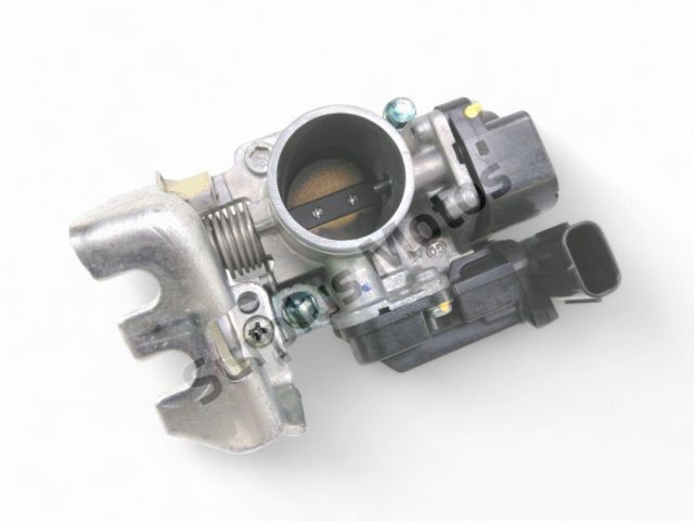 Corps d'injection droit occasion HONDA NSS 125 FORZA 2019