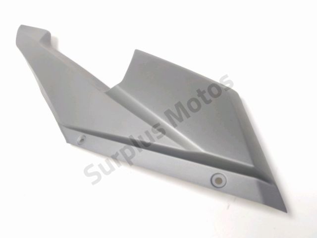 Cache lateral droit occasion QUADRO 3D S 2014