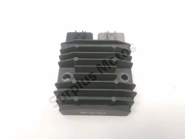 Regulateur de tension occasion YAMAHA FZ8 800 2012